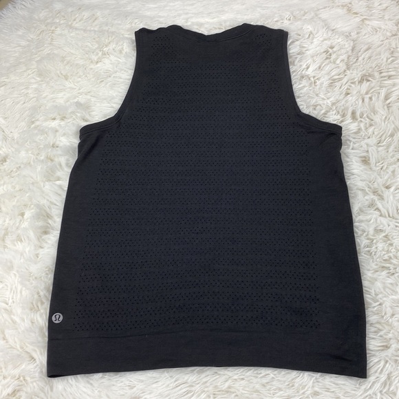 Lululemon Breeze By Muscle Tank II Black / Black - Picture 4 of 4